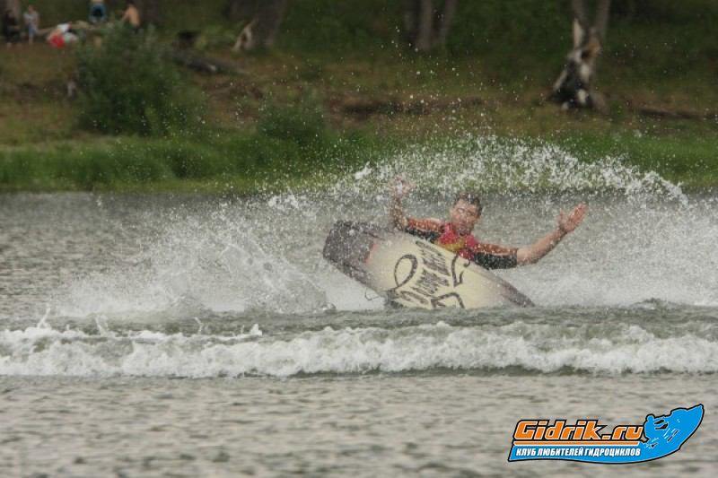 11 приводнения бывают разными... может ограничение высоты отрыва в 1 метр это даже +.JPG